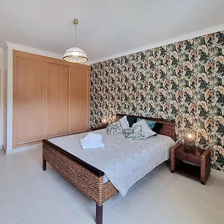 Sea Beside Apartmán